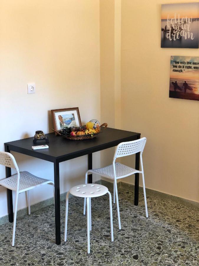 Blue Air Apartment 1Minute From Sea, 15 Min From The Airport Artemis City Center Esterno foto