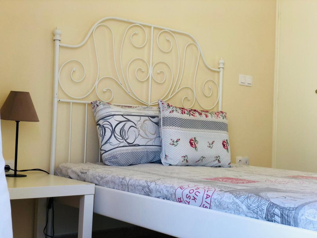 Blue Air Apartment 1Minute From Sea, 15 Min From The Airport Artemis City Center Esterno foto